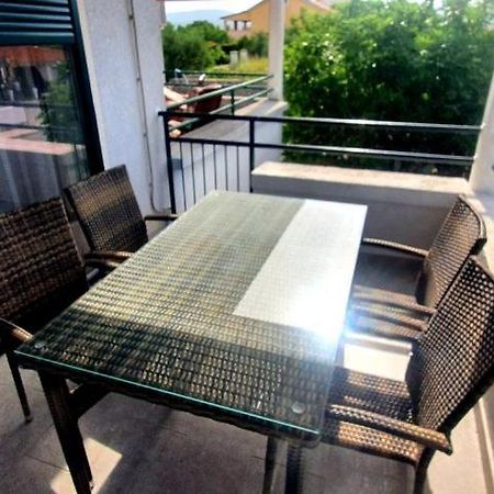 Apartman Krk คิร์ก ภายนอก รูปภาพ